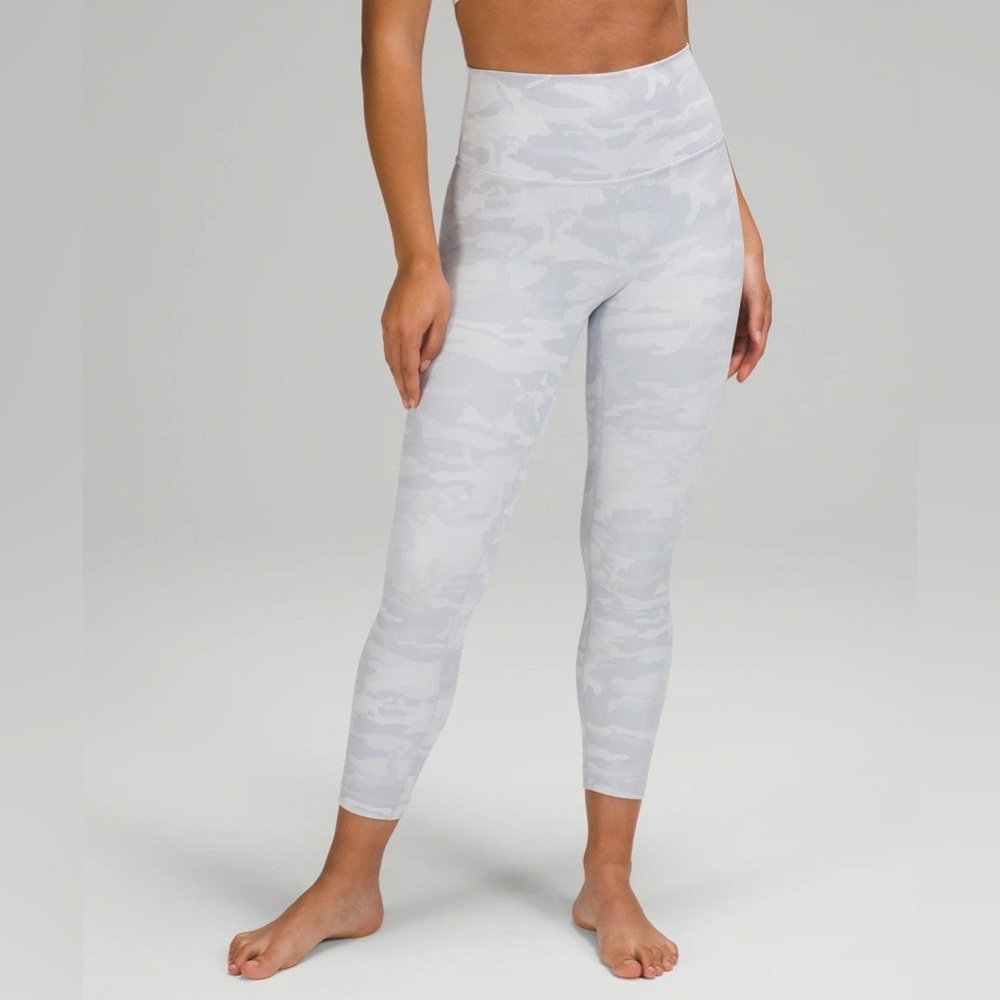 Lululemon Wunder Under HR Crop 23” Sclp